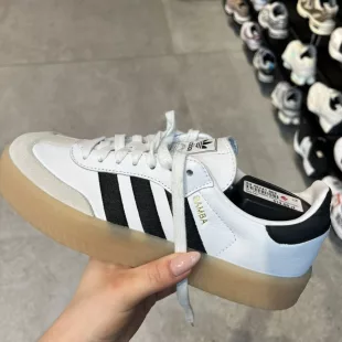 Tenis Sambae - Footwear White / Core Black / Gold Metallic ✦ Bajo pedido