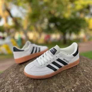 Tenis Handball Spezial Gris Claro/Negro ✦ Bajo pedido