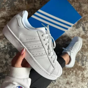 Adidas - Superstar