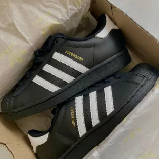 Tenis Superstar Negro/Blanco ✦ Bajo pedido